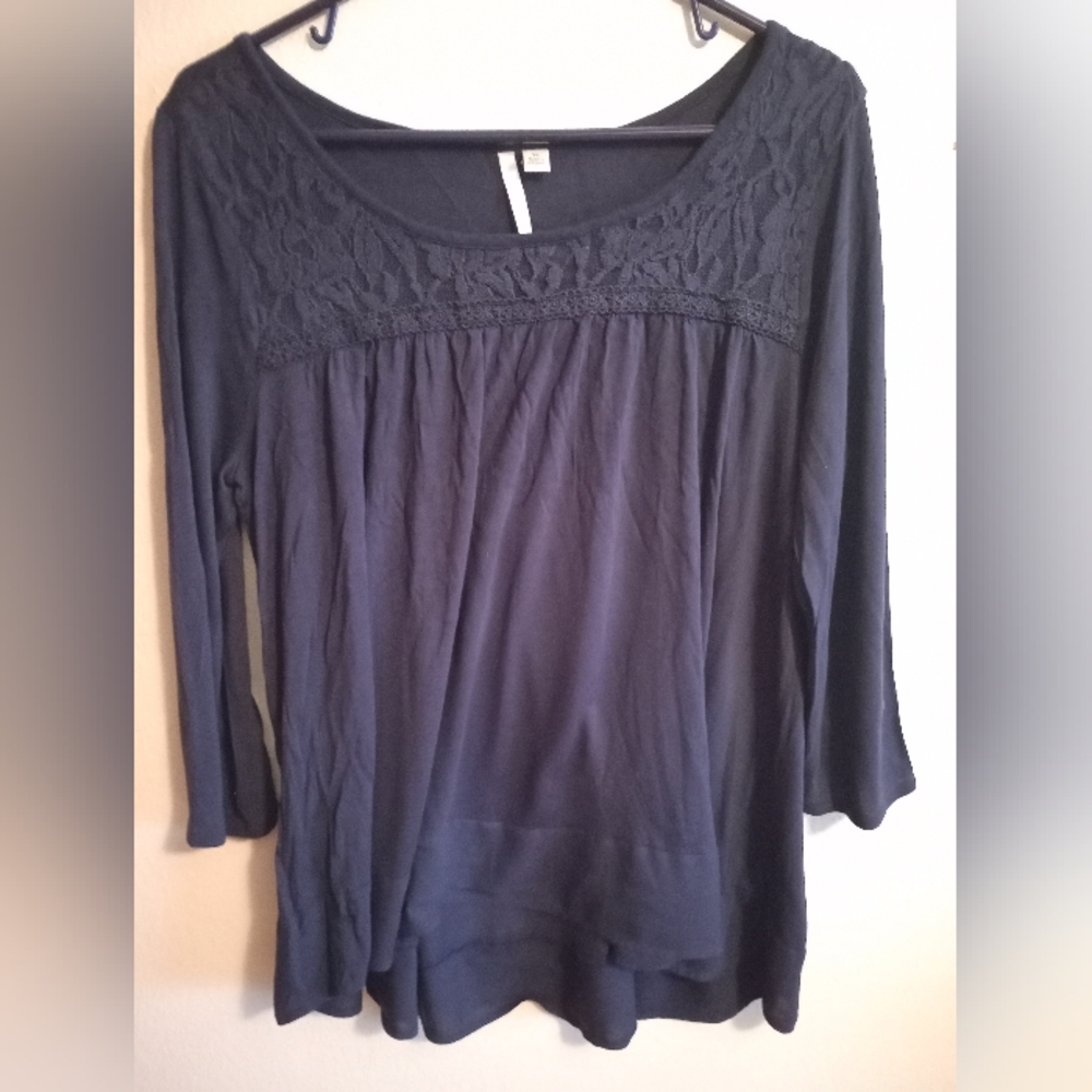 Women's XL Navy 3/4 Sleeve Shirt